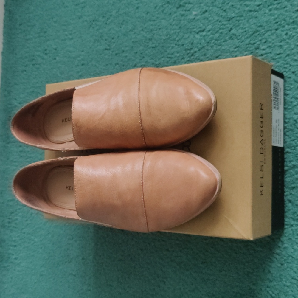 Kelsi Dagger Flats